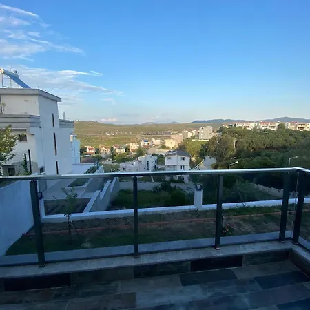 Seferihisarda Tam Muestakil 5 Odali Turizm Konutu * 塞费里希萨尔