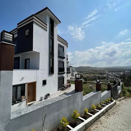 Vakantiehuis Seferihisarda Tam Muestakil 5 Odali Turizm Konutu