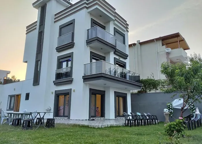 Vakantiehuis Seferihisarda Tam Muestakil 5 Odali Turizm Konutu Seferihisar