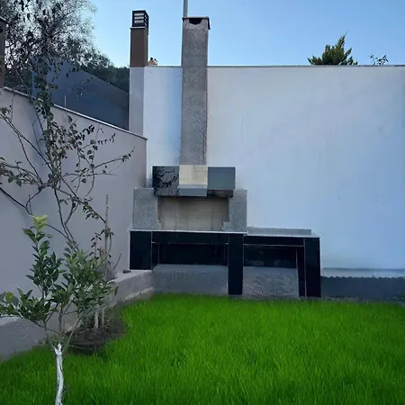 Seferihisarda Tam Muestakil 5 Odali Turizm Konutu