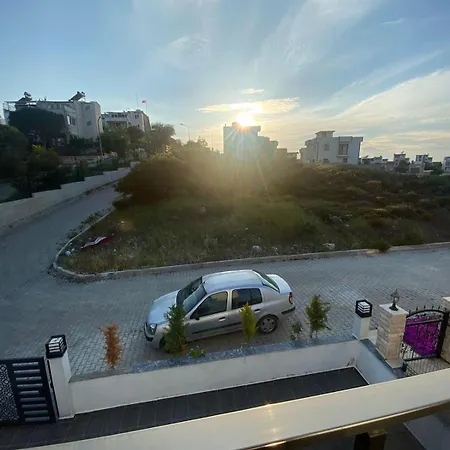 Seferihisarda Tam Muestakil 5 Odali Turizm Konutu Vakantiehuis *