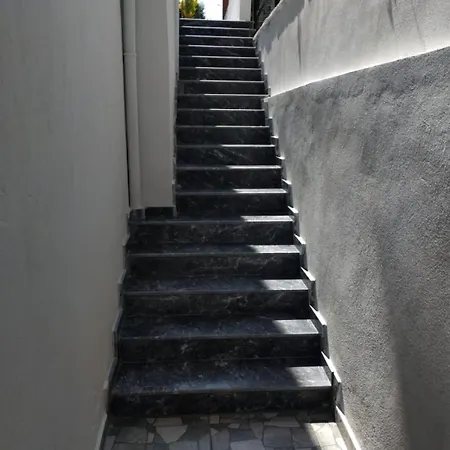 Casa vacanze Seferihisarda Tam Muestakil 5 Odali Turizm Konutu *