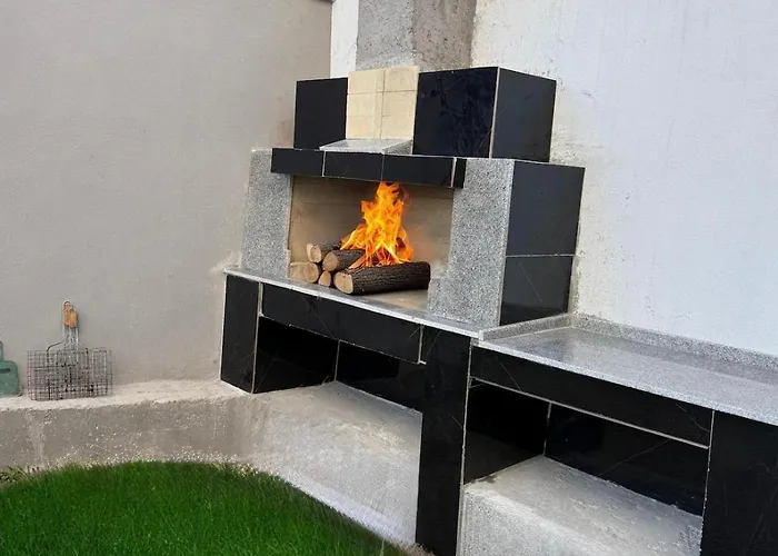 Seferihisarda Tam Muestakil 5 Odali Turizm Konutu * سفيريهيسار