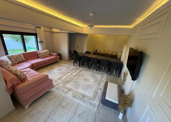 Seferihisarda Tam Muestakil 5 Odali Turizm Konutu Seferihisar